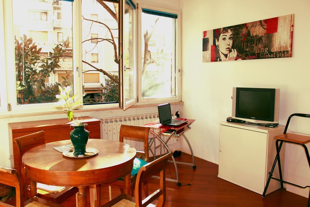 Ferienwohnung Marianna'S Studio Pisa Zimmer foto